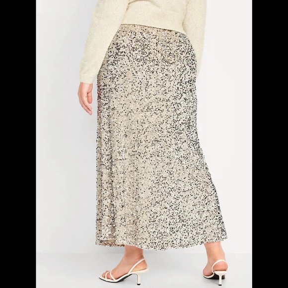 NWT Old Navy Luxe Sequin Maxi Skirt from Holiday Collection - Picture 2 of 13